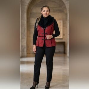 NOVELTI Suede Vest With Faux Fur Collar & Toggle Closure Size L